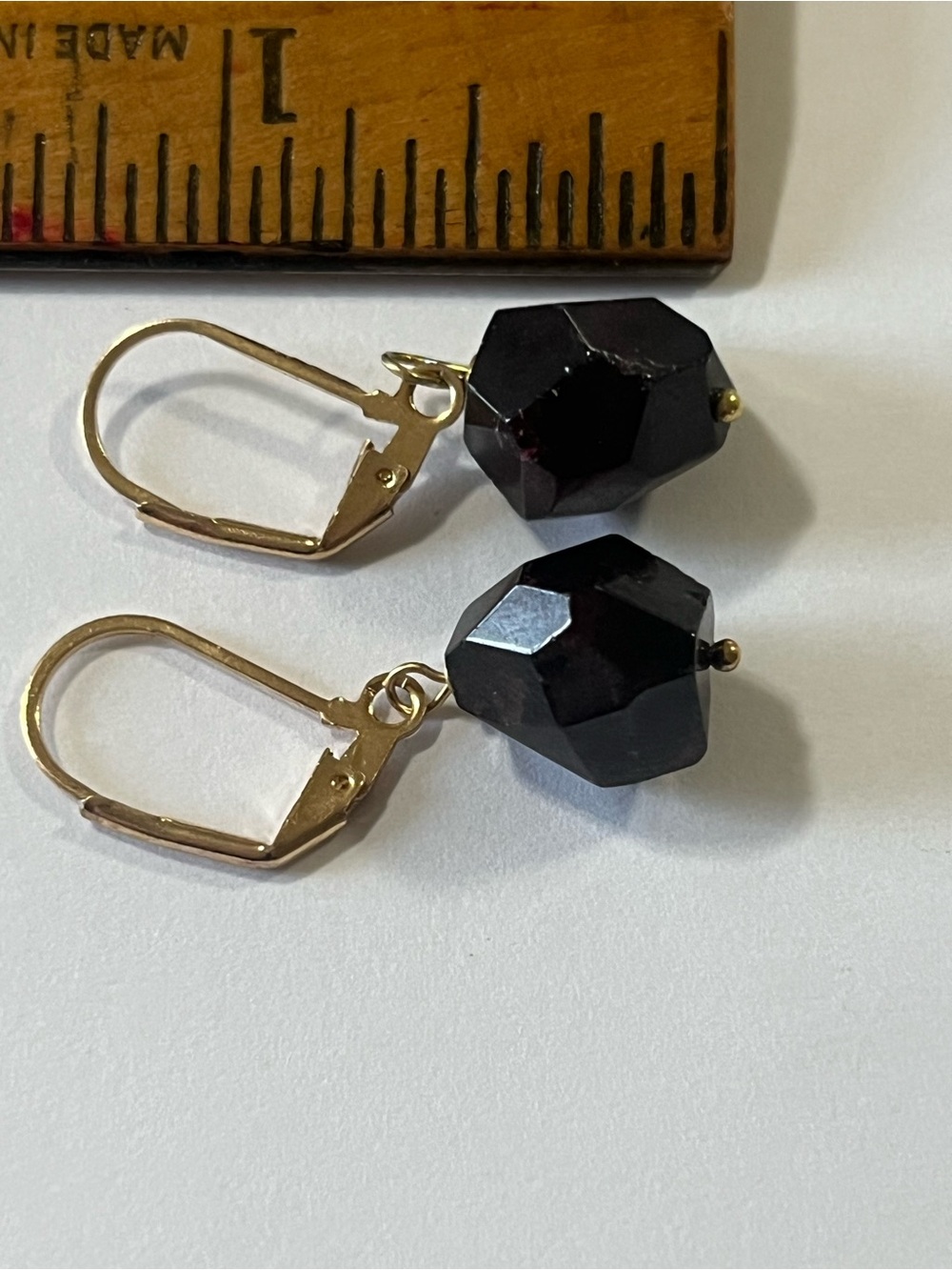 Handmade Natural Garnet Geometric Gold Tone Leverback Earrings - Picture 3 of 5